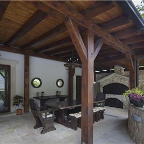 5 bedroom bayside villa with pool near Kotor, sleeps 12